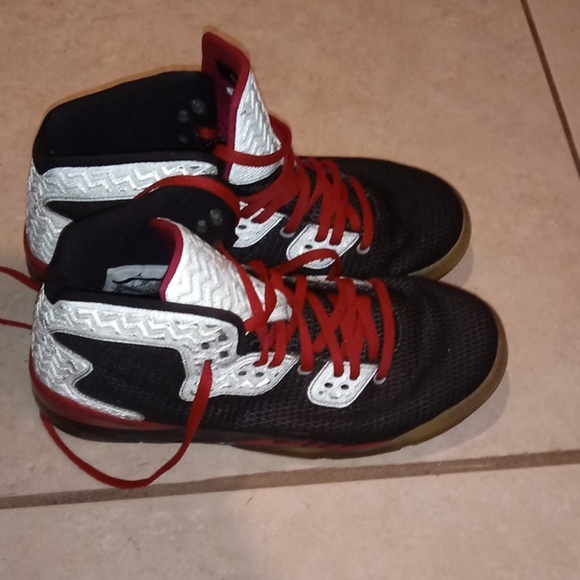 Nike Shoes - JORDANS